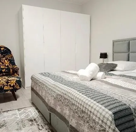 Aparthotel Klwatecka 20