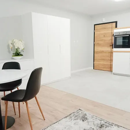 아파트호텔 Klwatecka 20 라돔