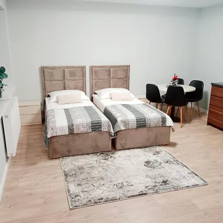 Aparthotel Klwatecka 20