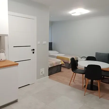 Klwatecka 20 4* رادوم