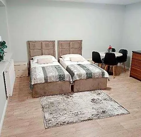 Klwatecka 20 Aparthotel 4*