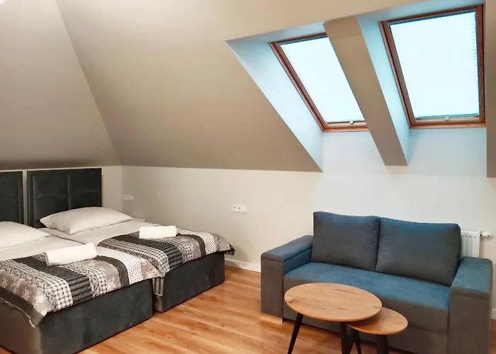 Klwatecka 20 شقة فندقية 4*